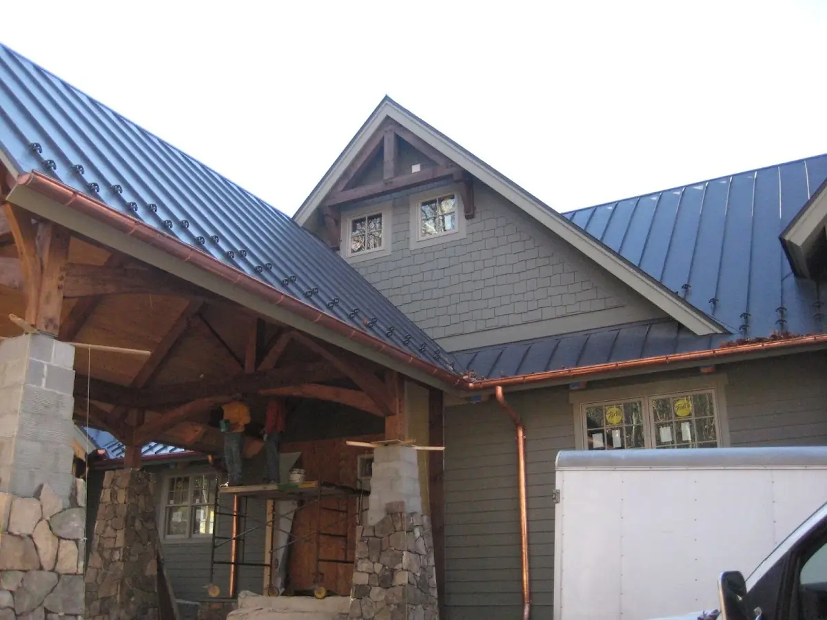 Craftsman Roofing team delivering quality roofing work in Collier